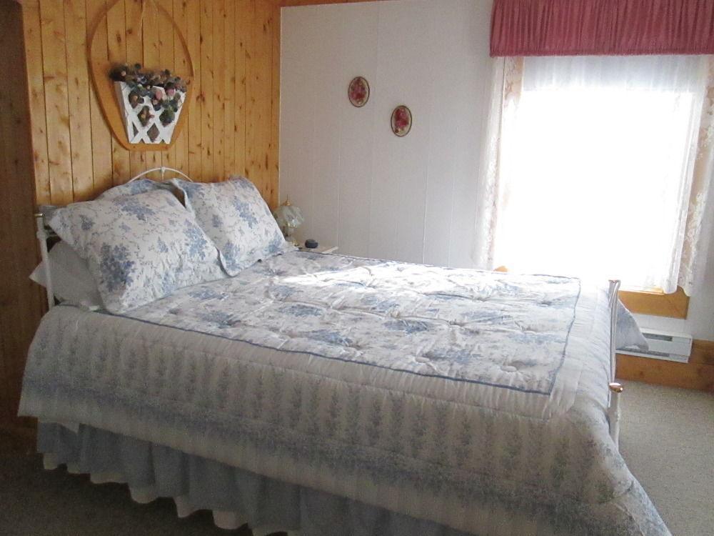 Gite Les Acres Tranquilles B&B Port-Daniel エクステリア 写真
