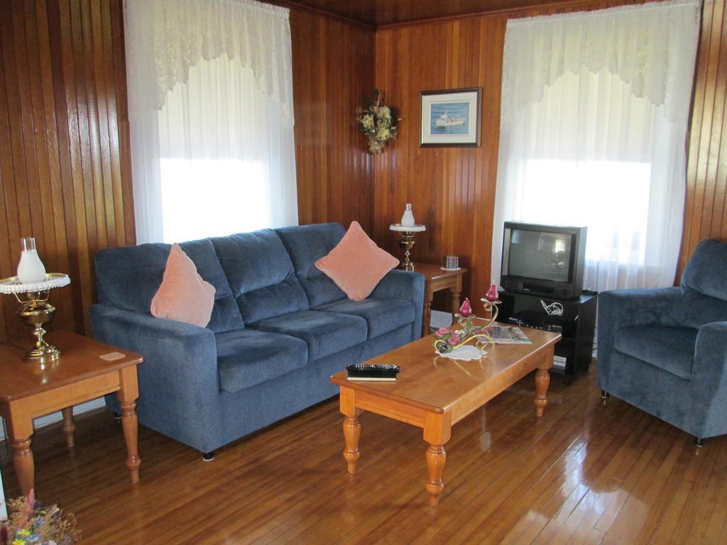 Gite Les Acres Tranquilles B&B Port-Daniel エクステリア 写真