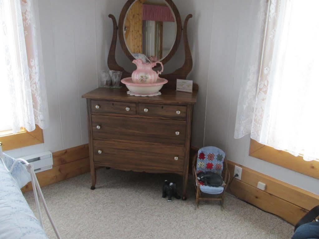 Gite Les Acres Tranquilles B&B Port-Daniel エクステリア 写真